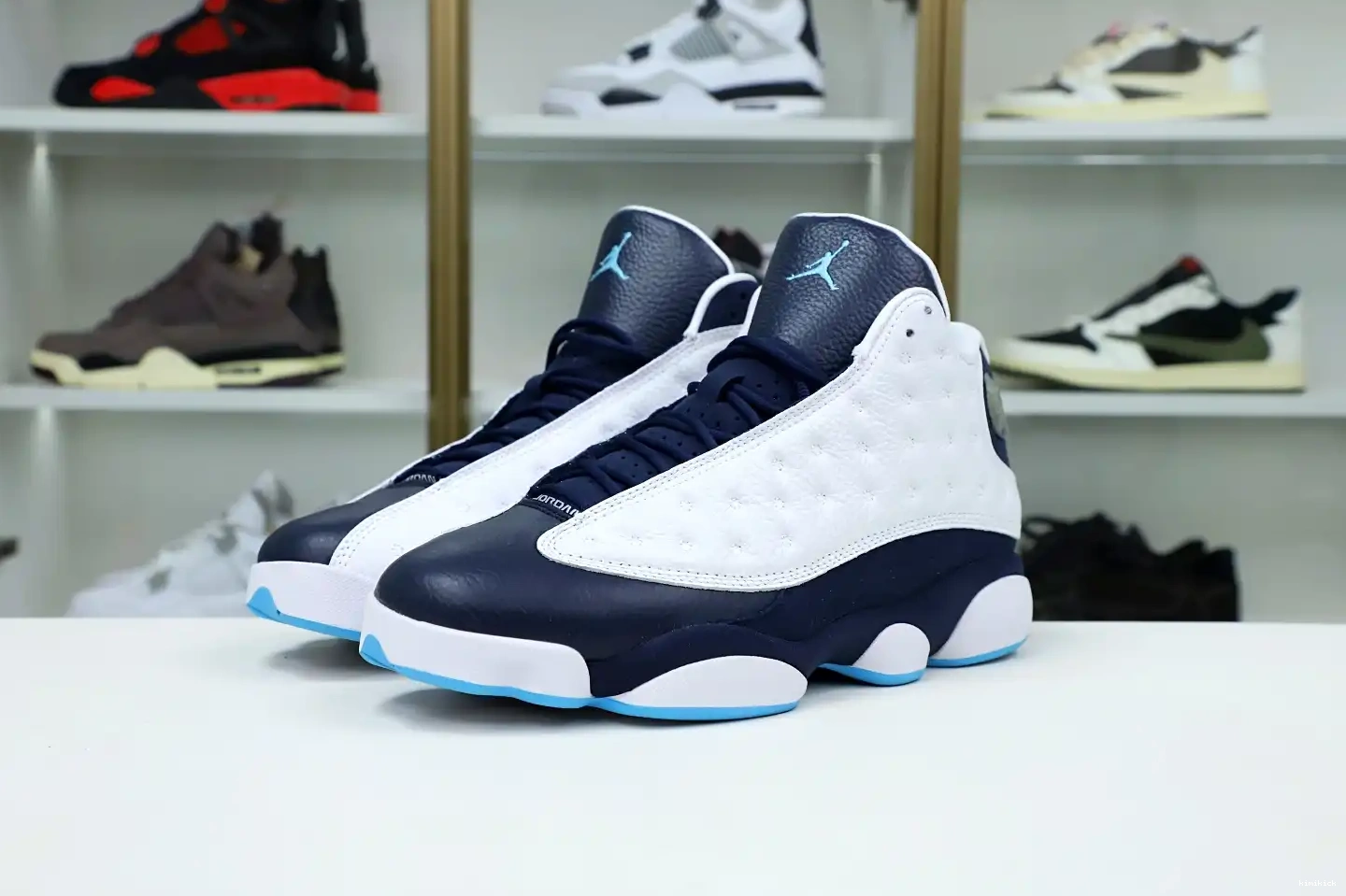 13 Kimikick OBSIDIAN AIR RETRO BLUE JORDAN WHITE 414571-144 POWDER 0620